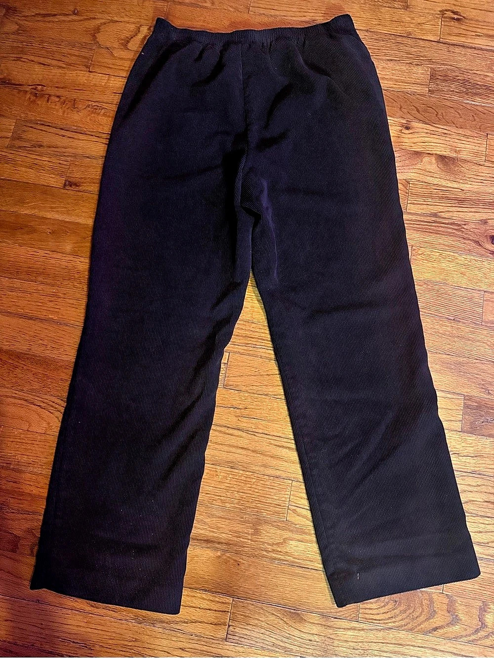 alfred dunner Petite Corduroy Elastic Waist Short Length Pant Black